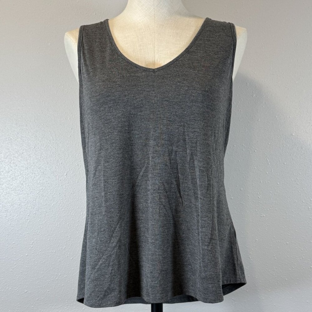 Maurices Gray Sleeveless Tank Top Racerback Crochet-look Lace Back Womens Size M
